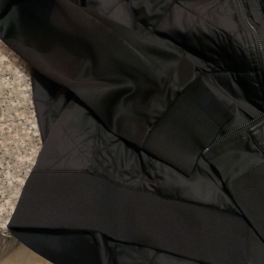 The North Face Jacket / Hoodie Size Medium - Picture 9 of 10